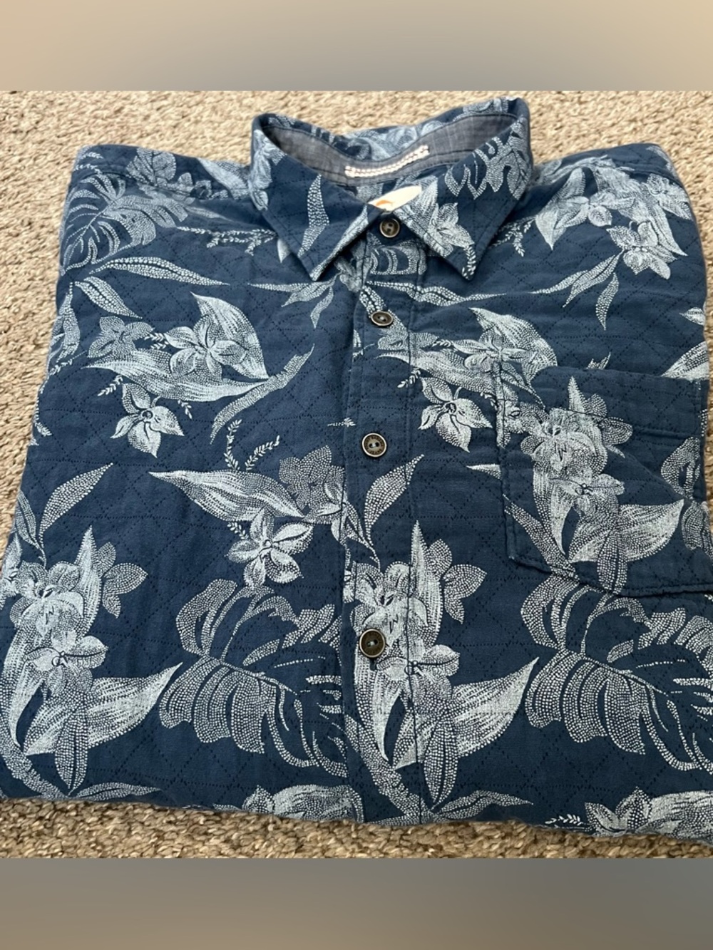 Tommy Bahama 100% Cotton Navy and White Floral Quilted Shirt Size XL